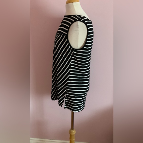 Cable & Gauge Black and White Striped Top - Picture 3 of 9